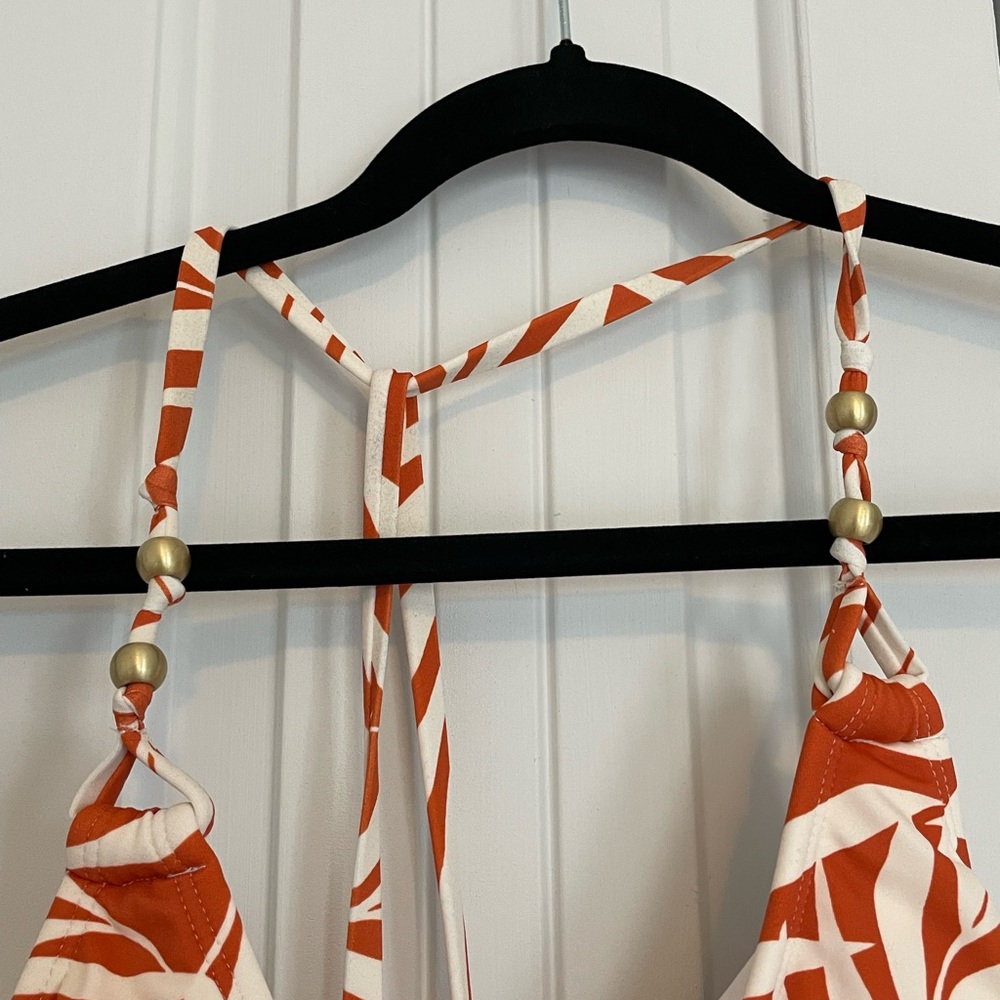 NWT Women's Bead Knot Detail One Piece Swimsuit size Medium - Picture 8 of 8